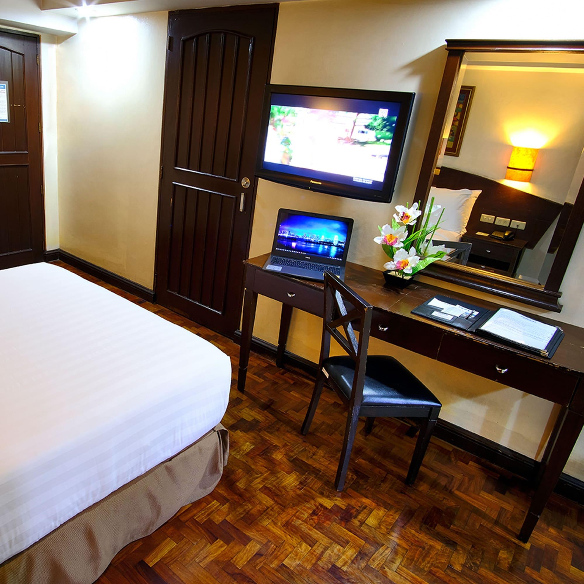 Fersal Hotel - Manila Exterior foto