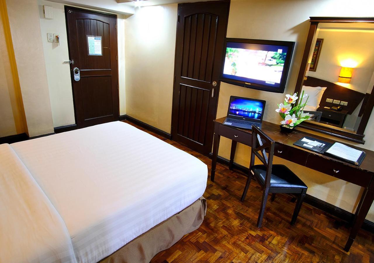 Fersal Hotel - Manila Exterior foto